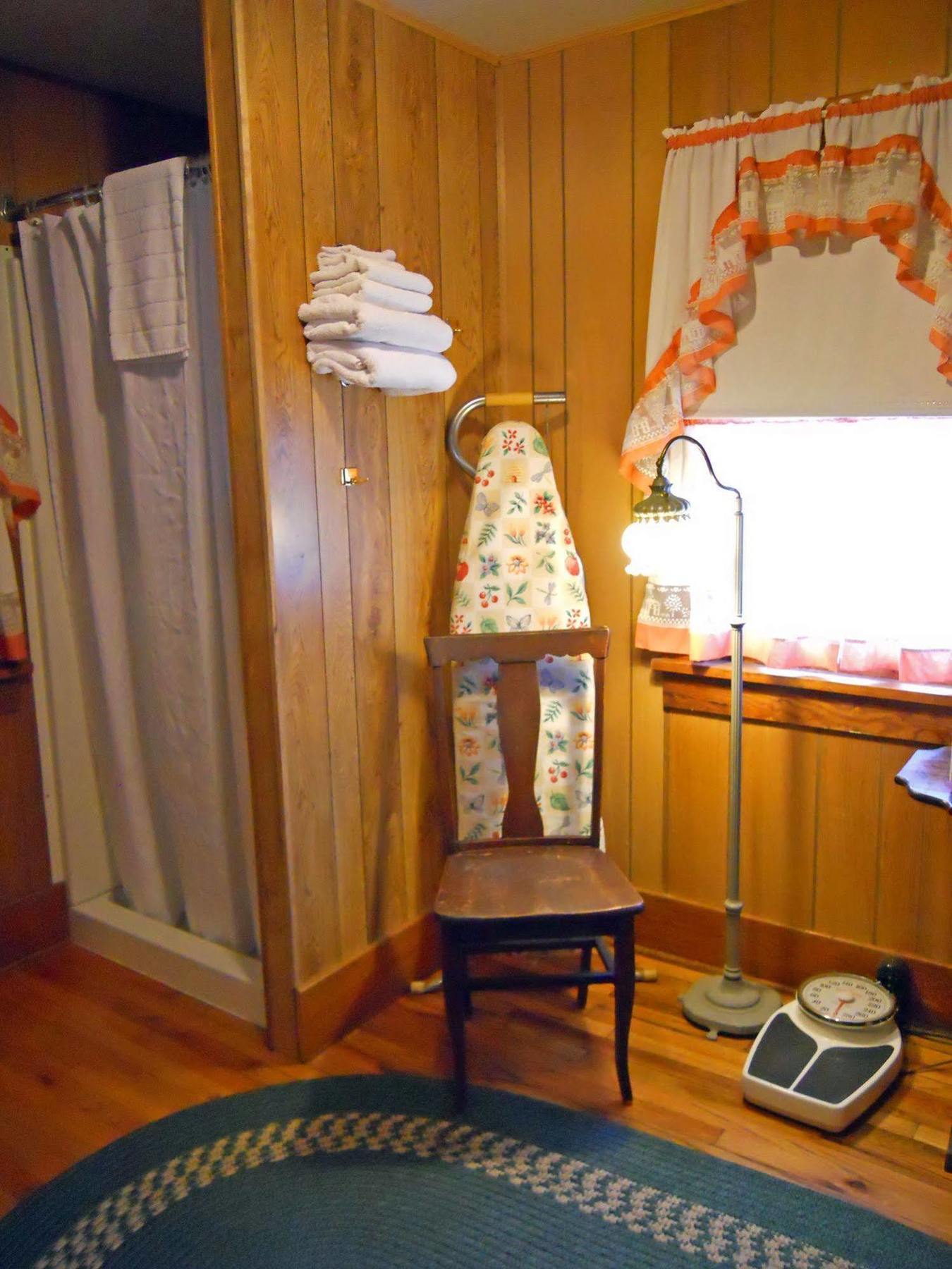 Little River Inn Motel Leon 외부 사진