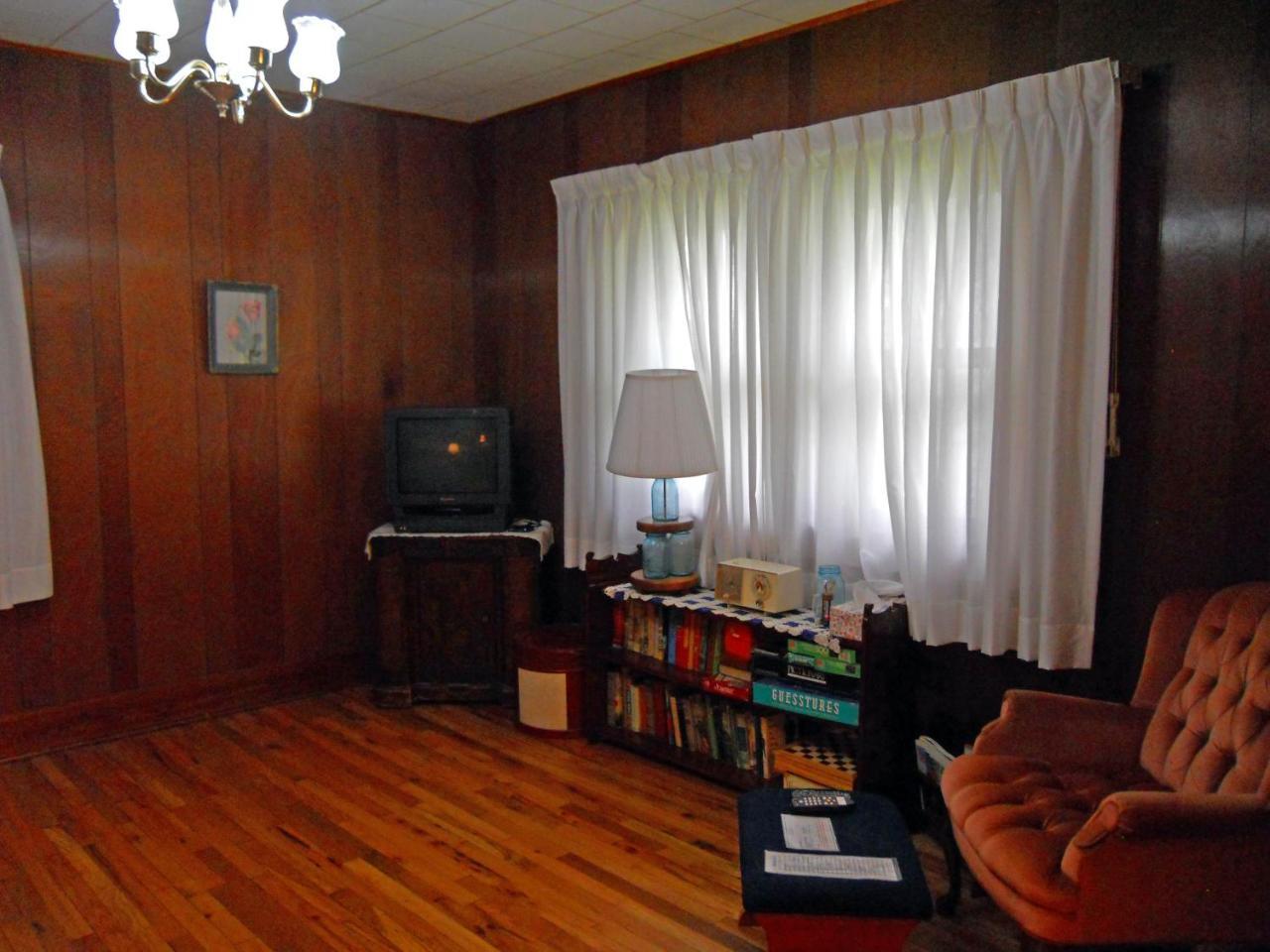 Little River Inn Motel Leon 외부 사진