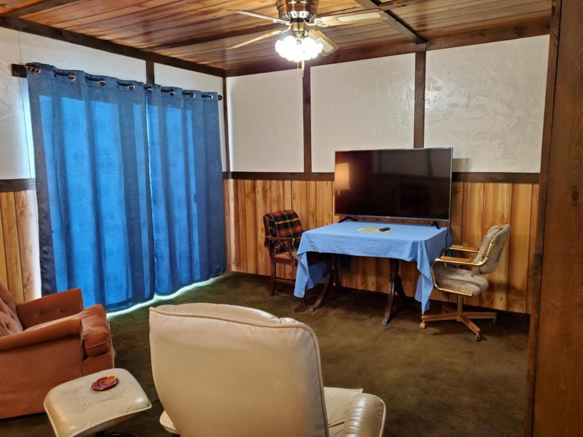Little River Inn Motel Leon 외부 사진